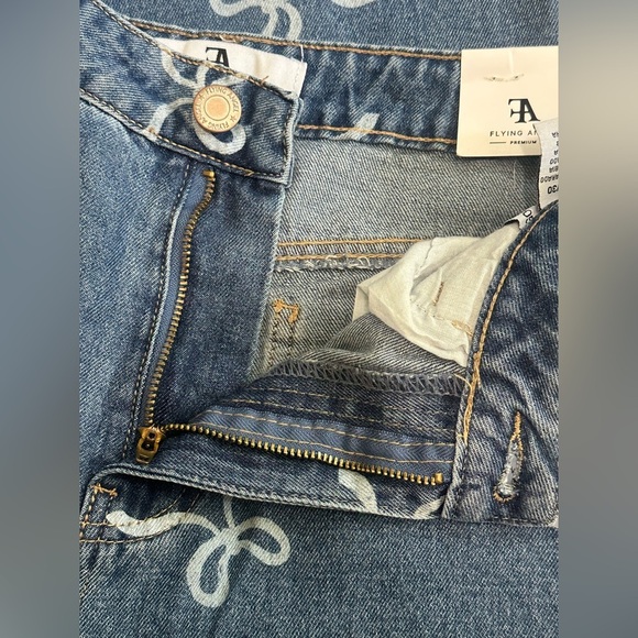 NWT Flying Angel Allover Bow Print Jeans. Size 11/30. - Picture 7 of 9